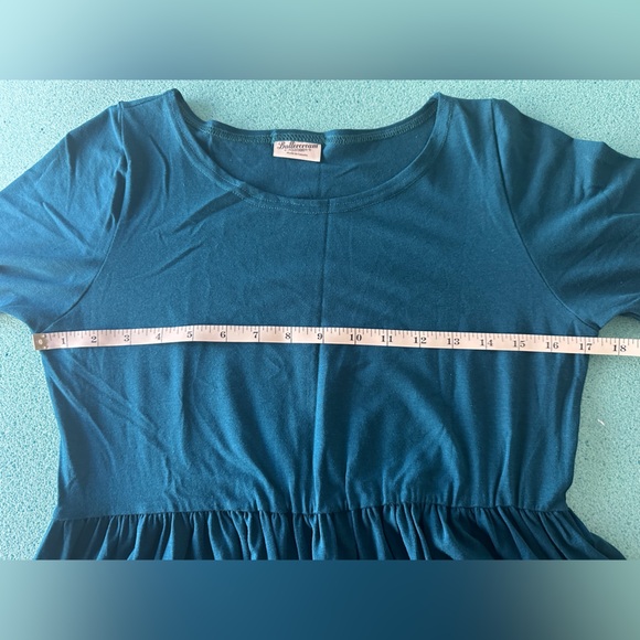 Buttercream Clothing short sleeved, knee length dress in blue, size XL - Picture 16 of 16